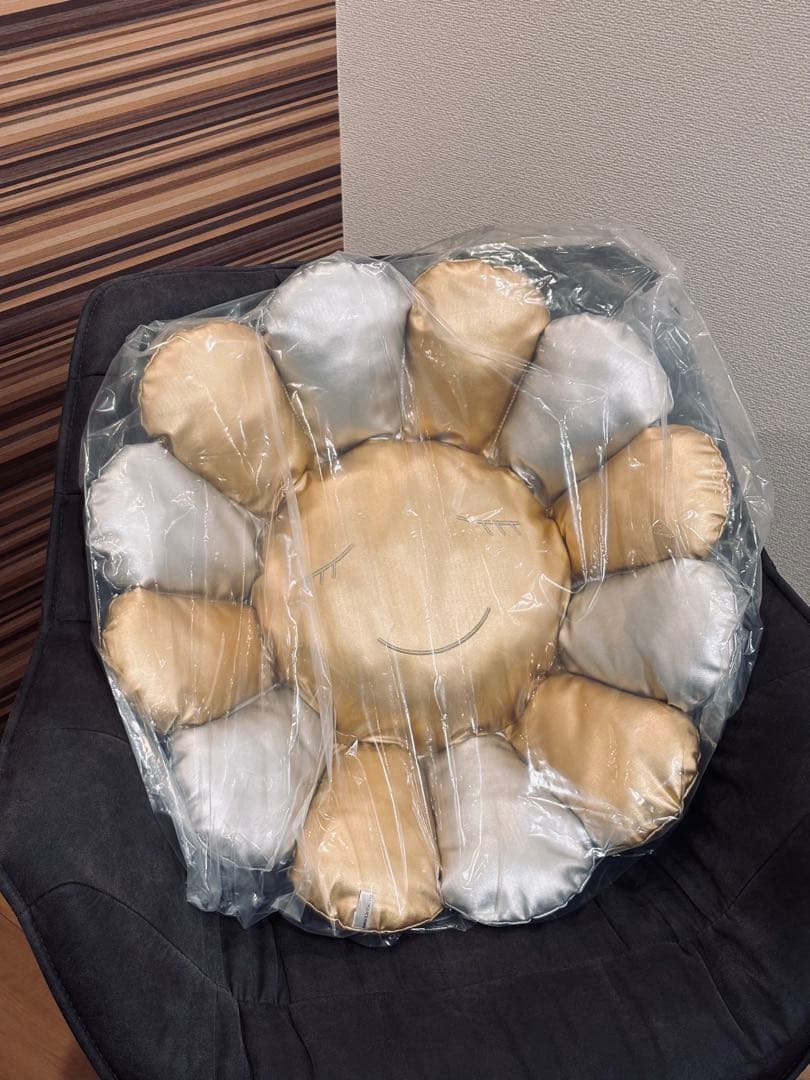 村上隆 カイカイキキ お花クッション フラワー 60cm