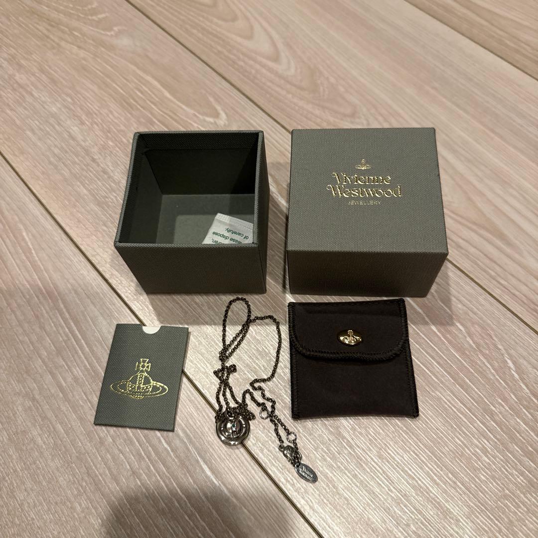 ヴィヴィアンウエストウッド　ネックレス orb