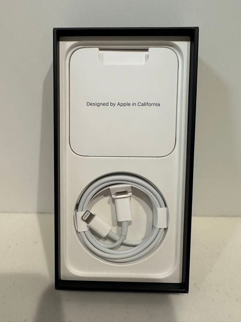 iPhone13 Pro 256GB 本体　SIMフリー　バッテリー良好