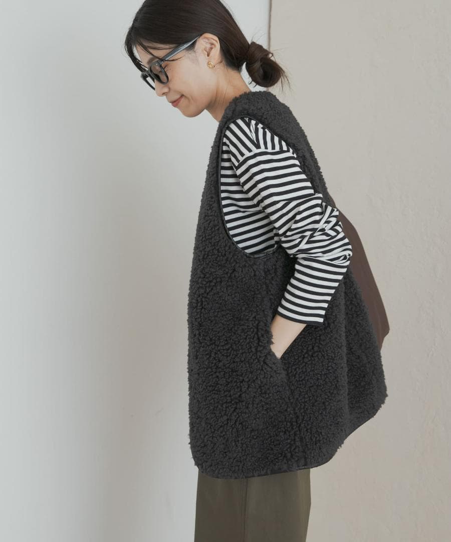 新品◆DOORS◆リバーシブルボアベスト《CHARCOAL》アーバンリサーチ