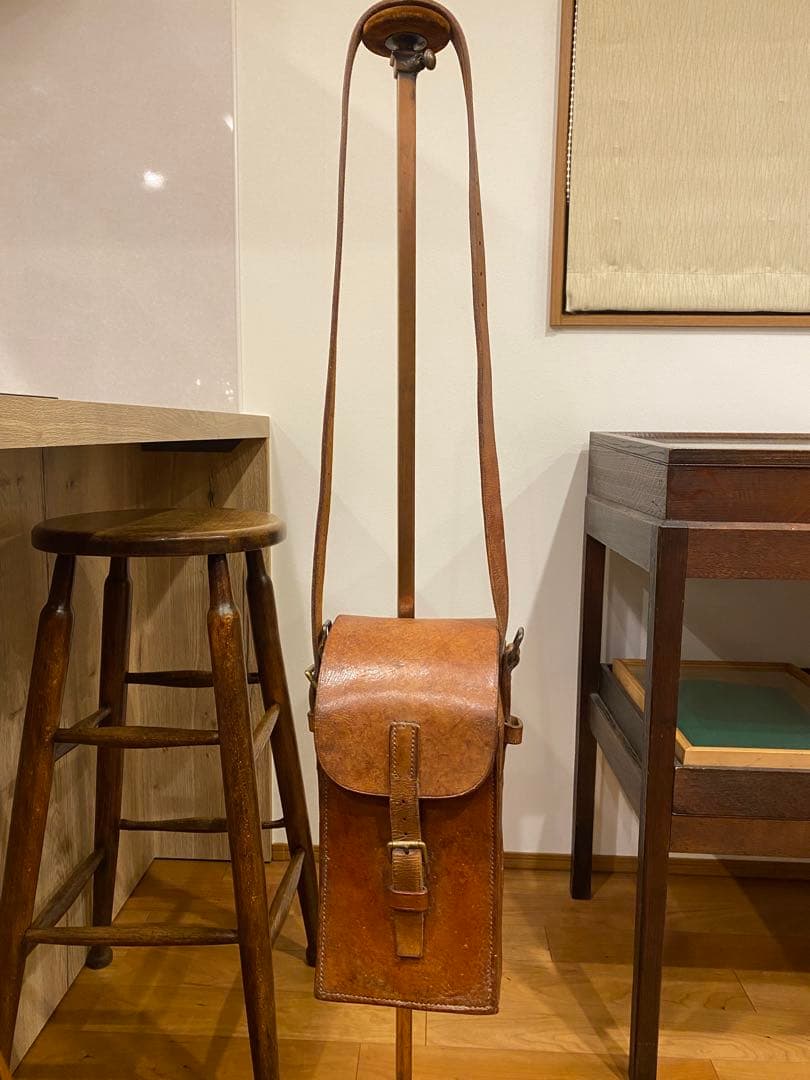 lowzy36　マドセン機関銃/ブレン軽機関銃の革マガジンケース WW2