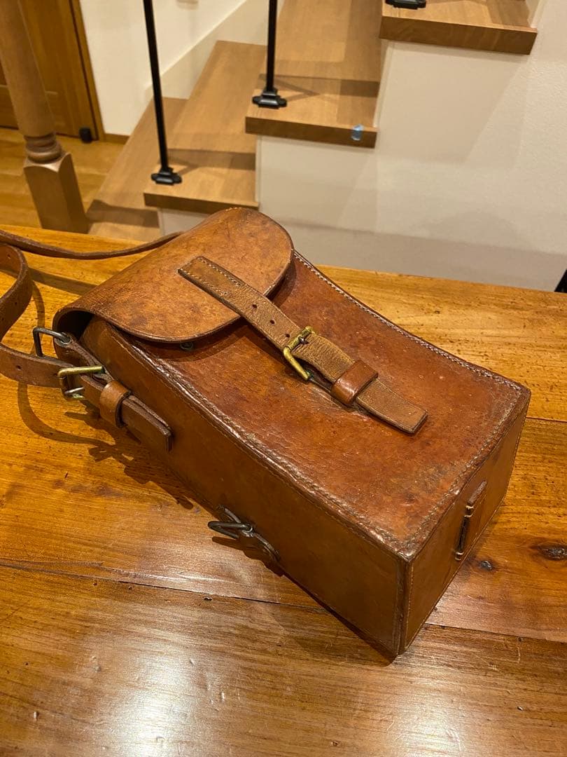 lowzy36　マドセン機関銃/ブレン軽機関銃の革マガジンケース WW2