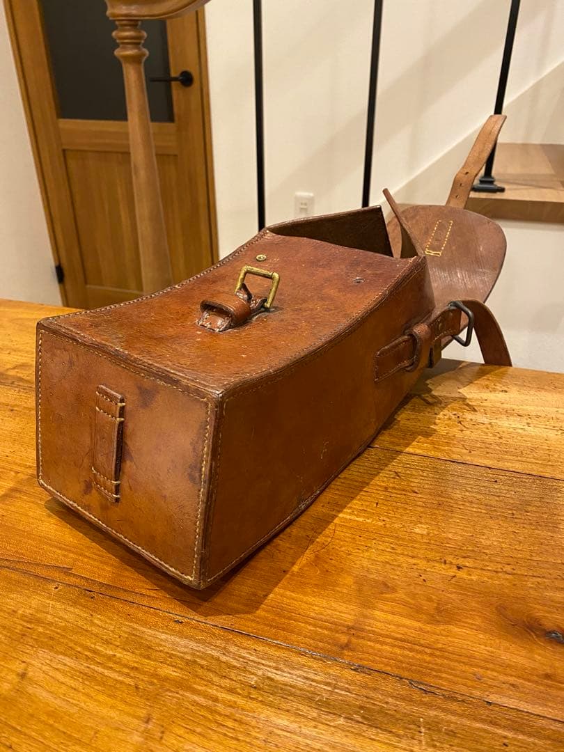 lowzy36　マドセン機関銃/ブレン軽機関銃の革マガジンケース WW2