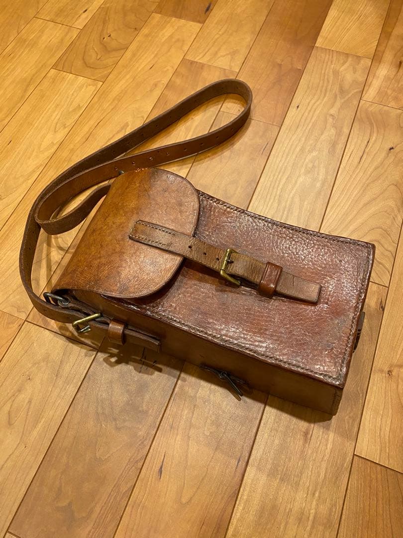 lowzy36　マドセン機関銃/ブレン軽機関銃の革マガジンケース WW2