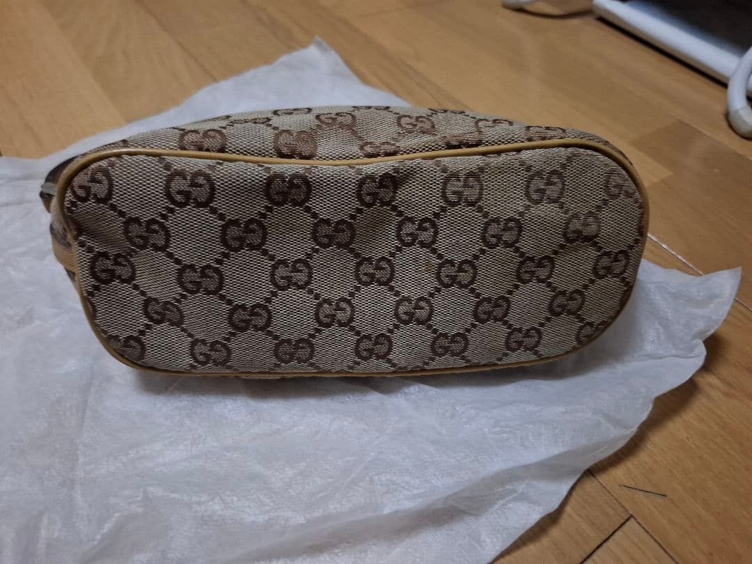 GUCCI ★アクセサリーポーチベージュ GGパターン ショルダーバッグ