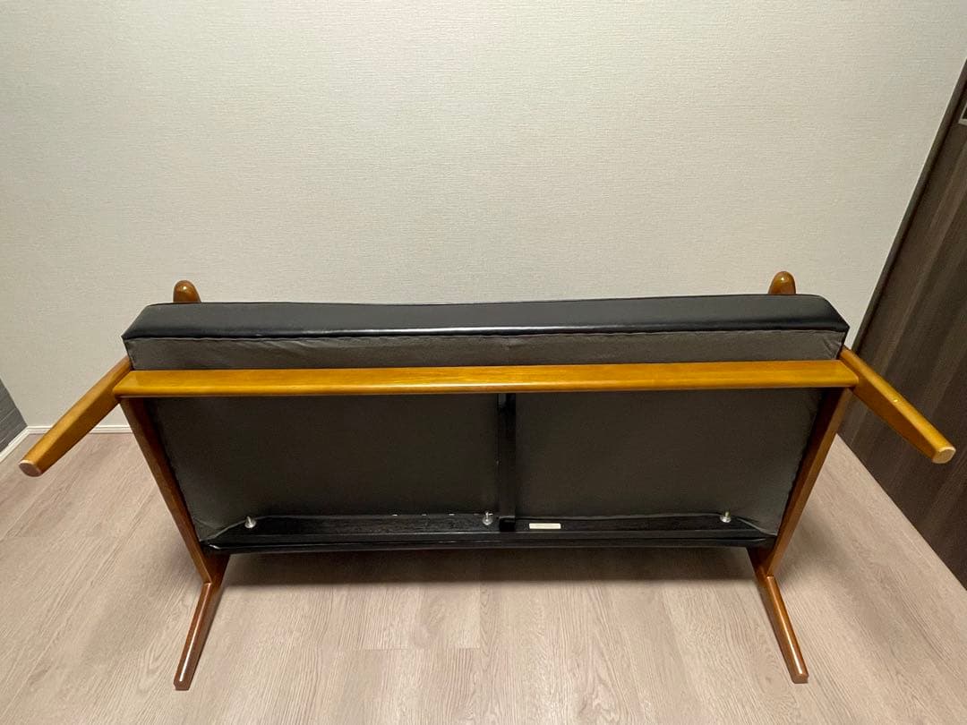 カリモク60 Kチェア2シーター スタンダードブラック