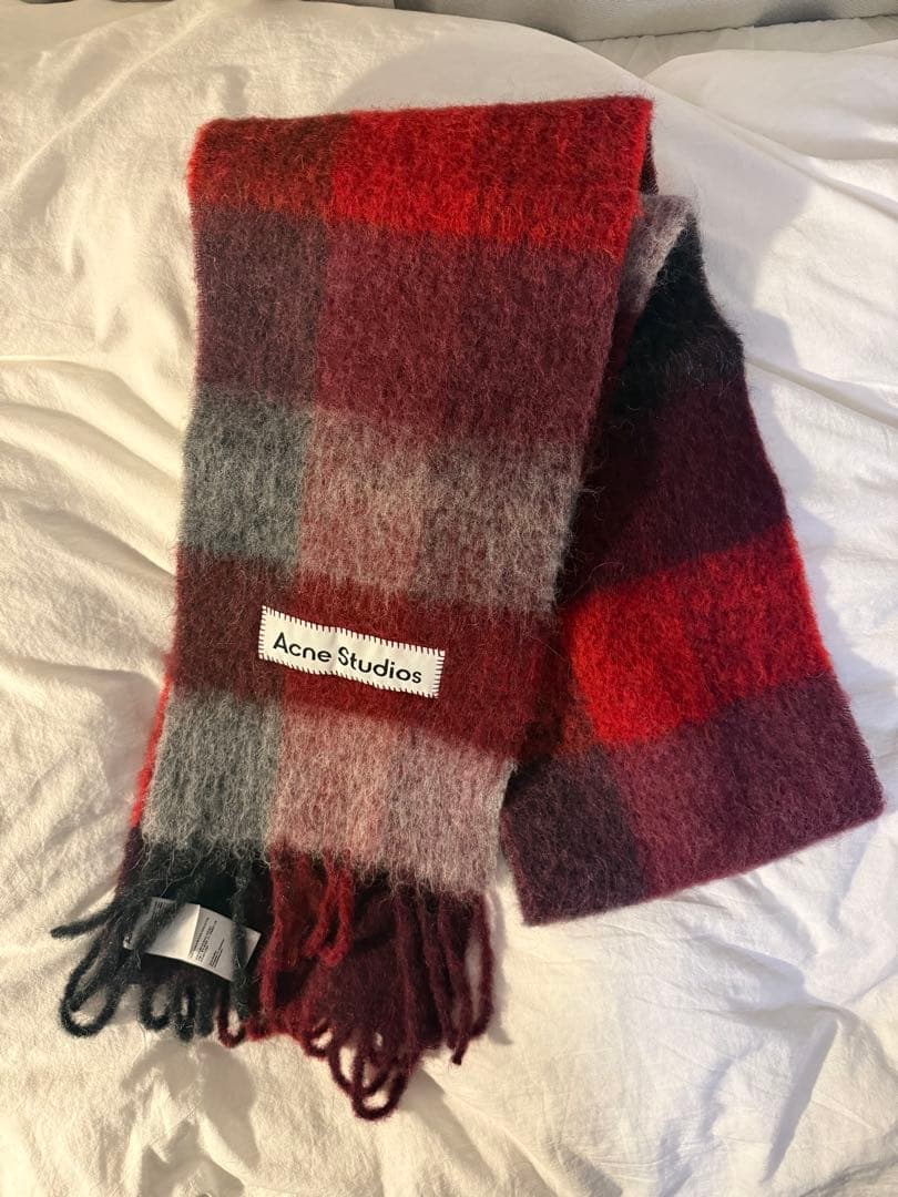 Acne Studios レッド&グレー　チェック　フリンジ　マフラー