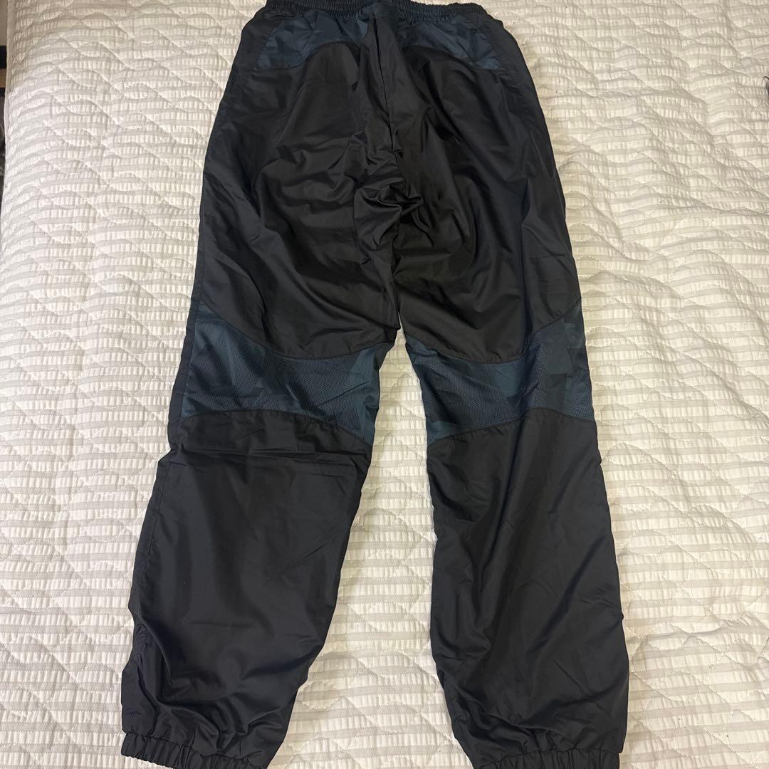 再出品 UMBRO ハーフジップ ウィンドブレーカー 上下セット