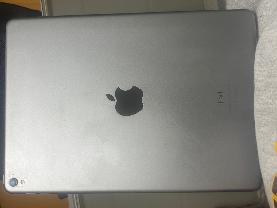 ア*ラ様 iPad Pro 9.7インチ　Wi-Fiモデル　128gb