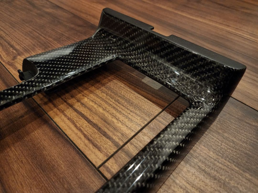 リベラル LIBERAL インプレッサGR GV カーボンドリンクホルダーベース