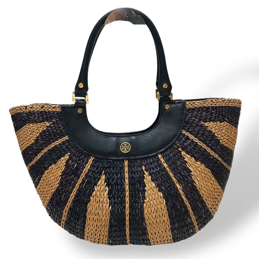 【美品】トリーバーチ　かごバッグ　三日月　ハーフムーン　レザー　ロゴ金具　肩掛け