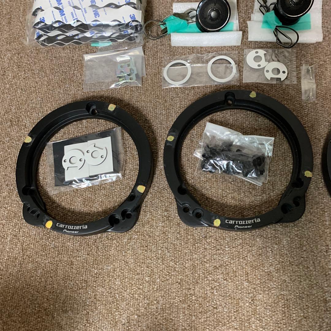 アルパインウーファー４台＋パイオニアツィーター2台（ネットワーク付き）＋バッフル