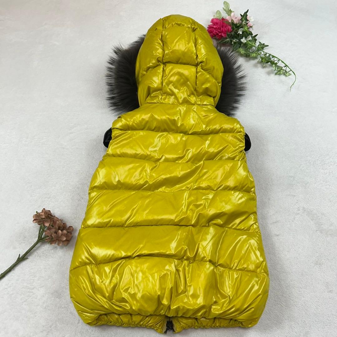 K849 新品未使用 M デュベティカ タグ付き ダウンベスト レディース