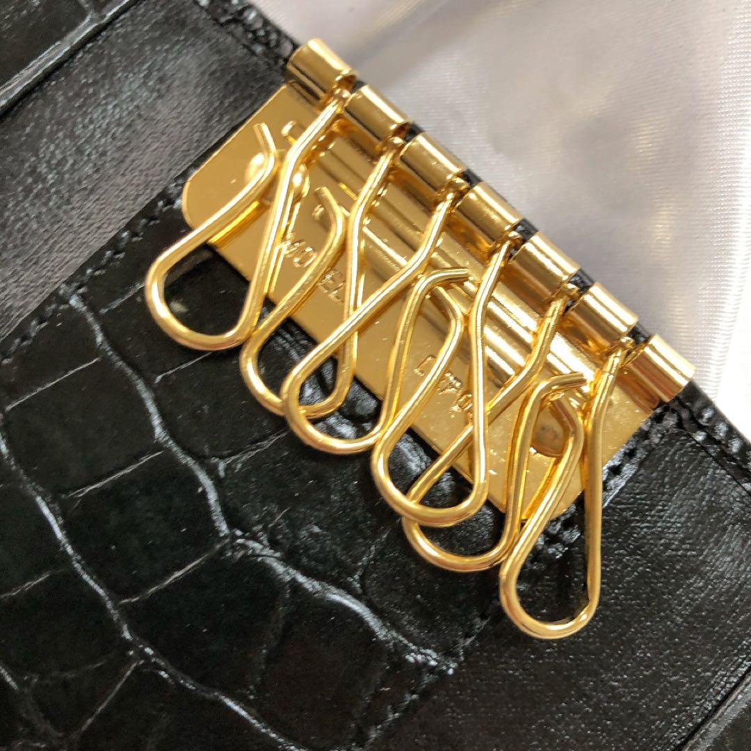 【美品】Ferragamo フェラガモ　型押し　ヴァラリボンキーケース　黒