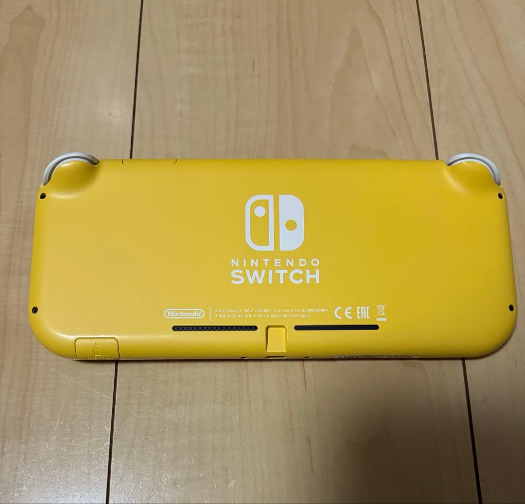 Nintendo Switch Lite イエロー 本体　充電器あり