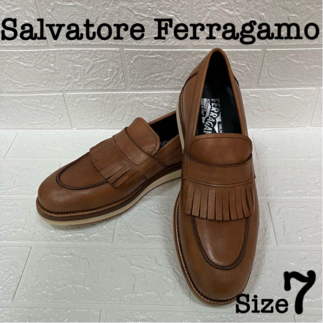 FERRAGAMO フェラガモ ブラウンレザー フリンジローファー 7 2E