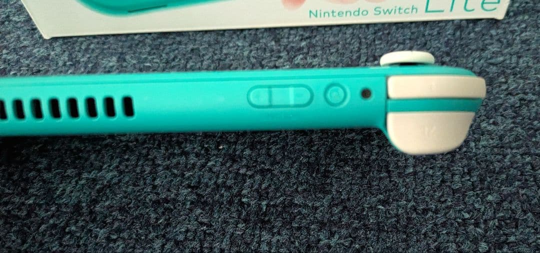 Switchライト ターコイズ SDカード付 初期化済み 箱あり 動作確認済み