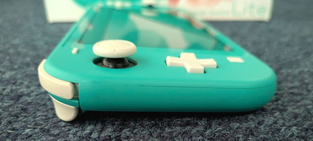 Switchライト ターコイズ SDカード付 初期化済み 箱あり 動作確認済み