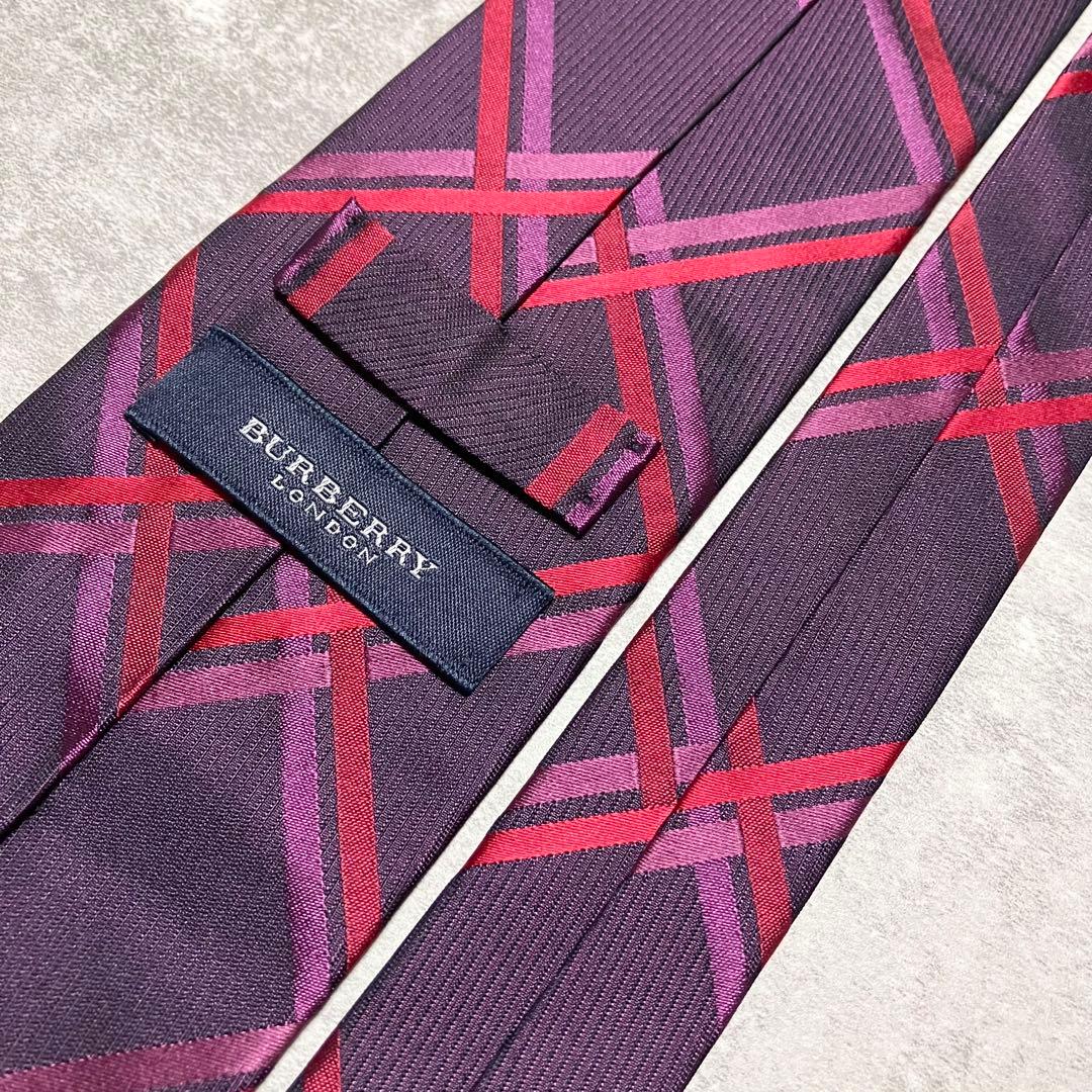 未使用級　バーバリーロンドン　ネクタイ　シルク　ノバチェック　パープル系　日本製