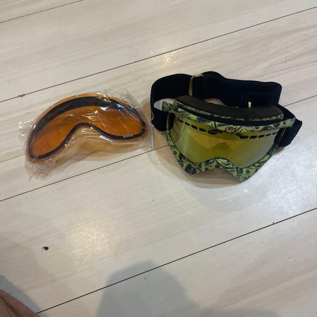 スキーゴーグル 緑色デザイン イエローレンズ