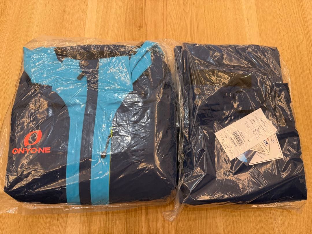 オンヨネ スキーウェア メンズ　ジャケット&パンツ　新品