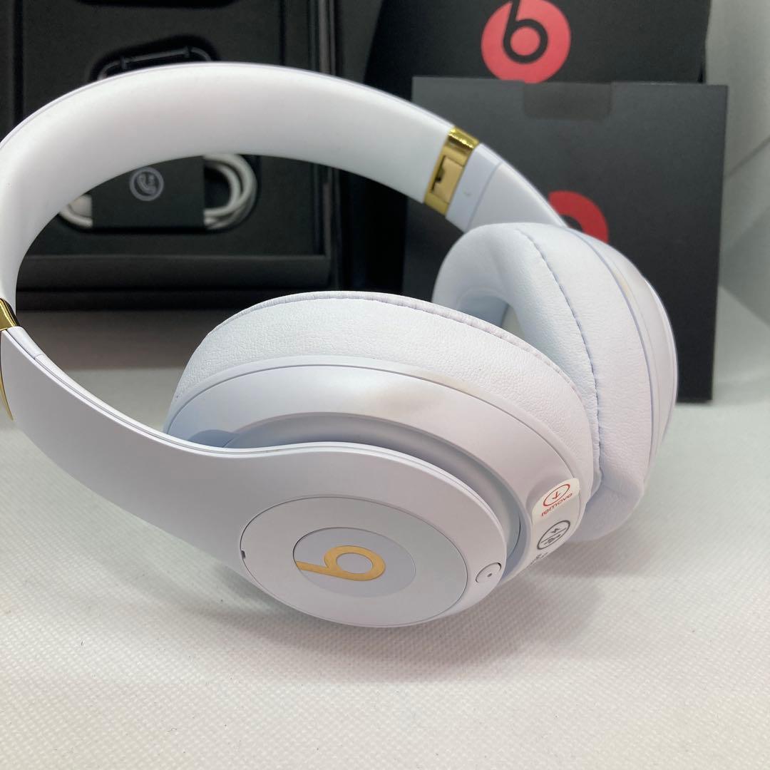 未使用beats solo3 wireless 特別版ホワイト