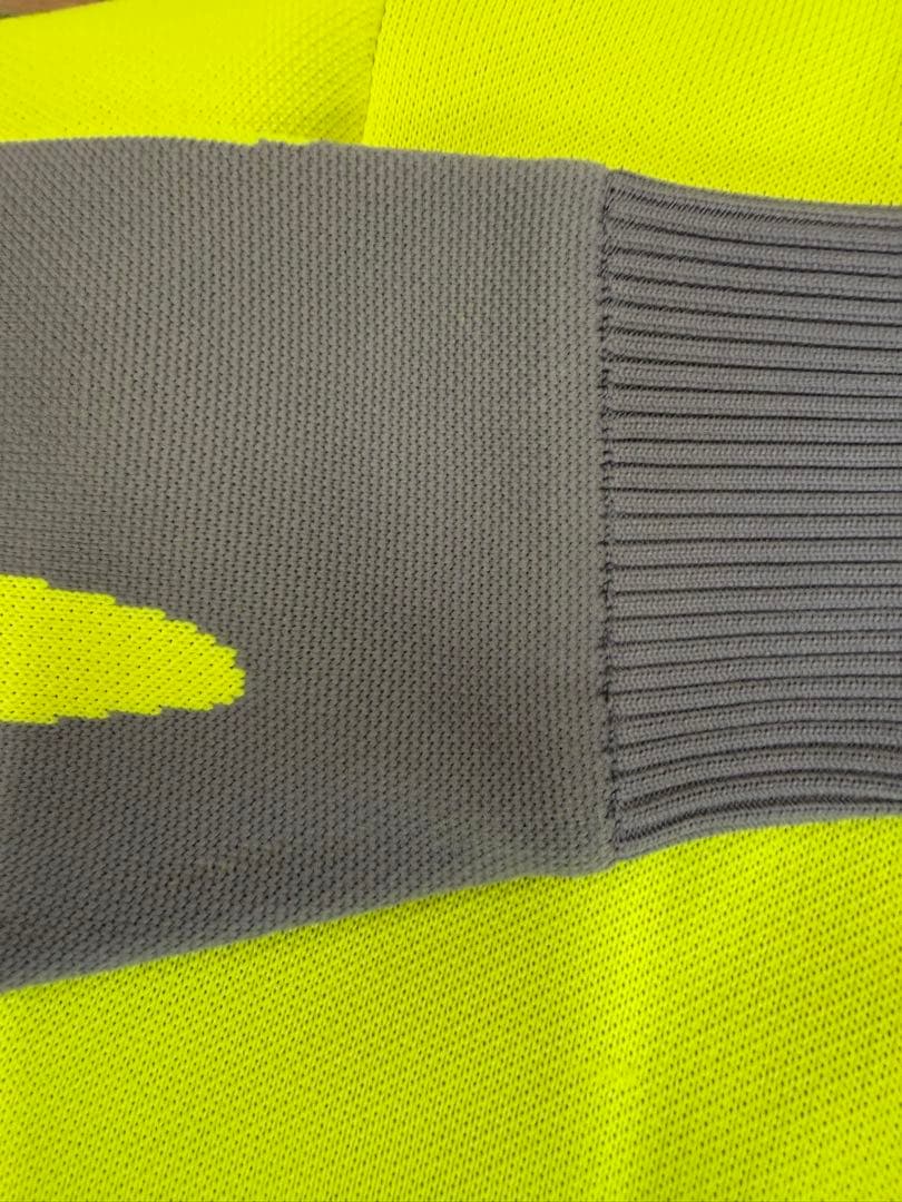 ¥28,600新品正規品【V12/L】裏地付きクルーネックニット長袖セーター秋冬