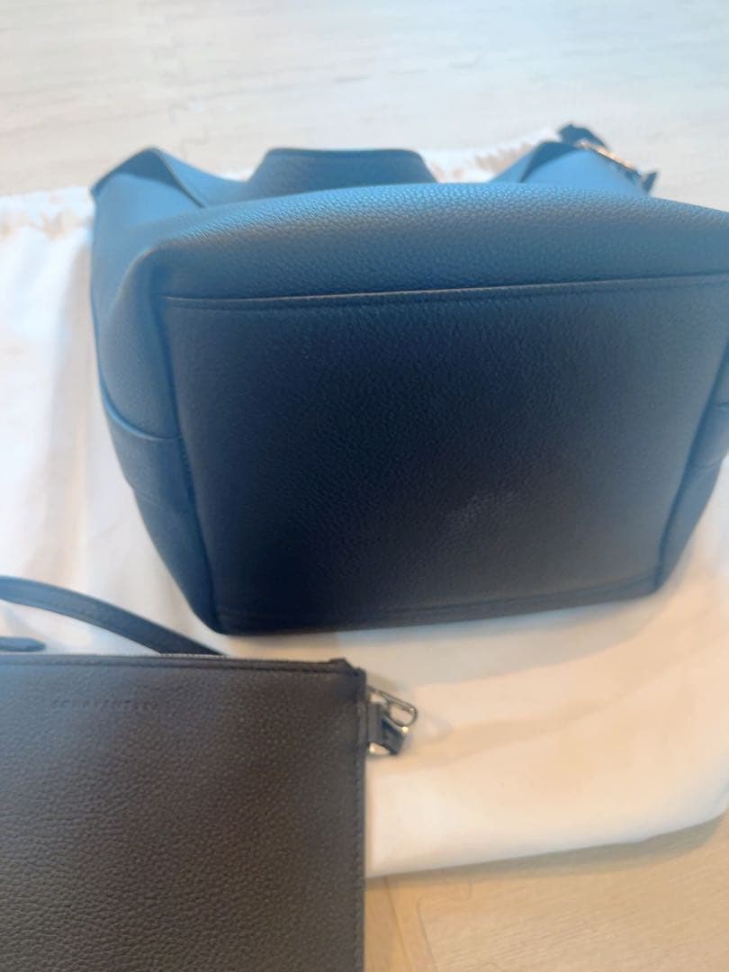 Bonaventura ボナベンチュラ　ミーナ　バケットバックブラック