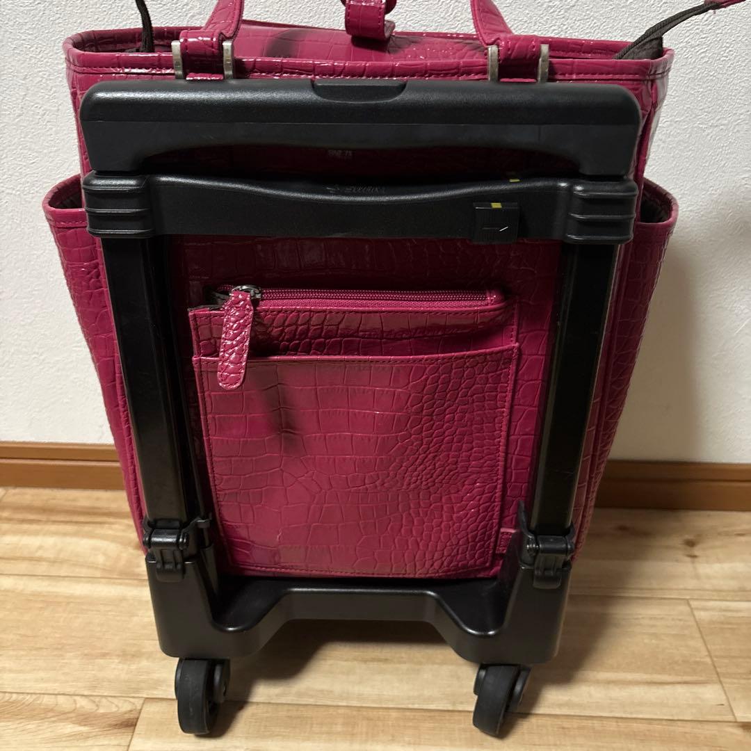 スワニー　クロコダイル風　キャリーバッグ　未使用　美品　ピンク　最安値