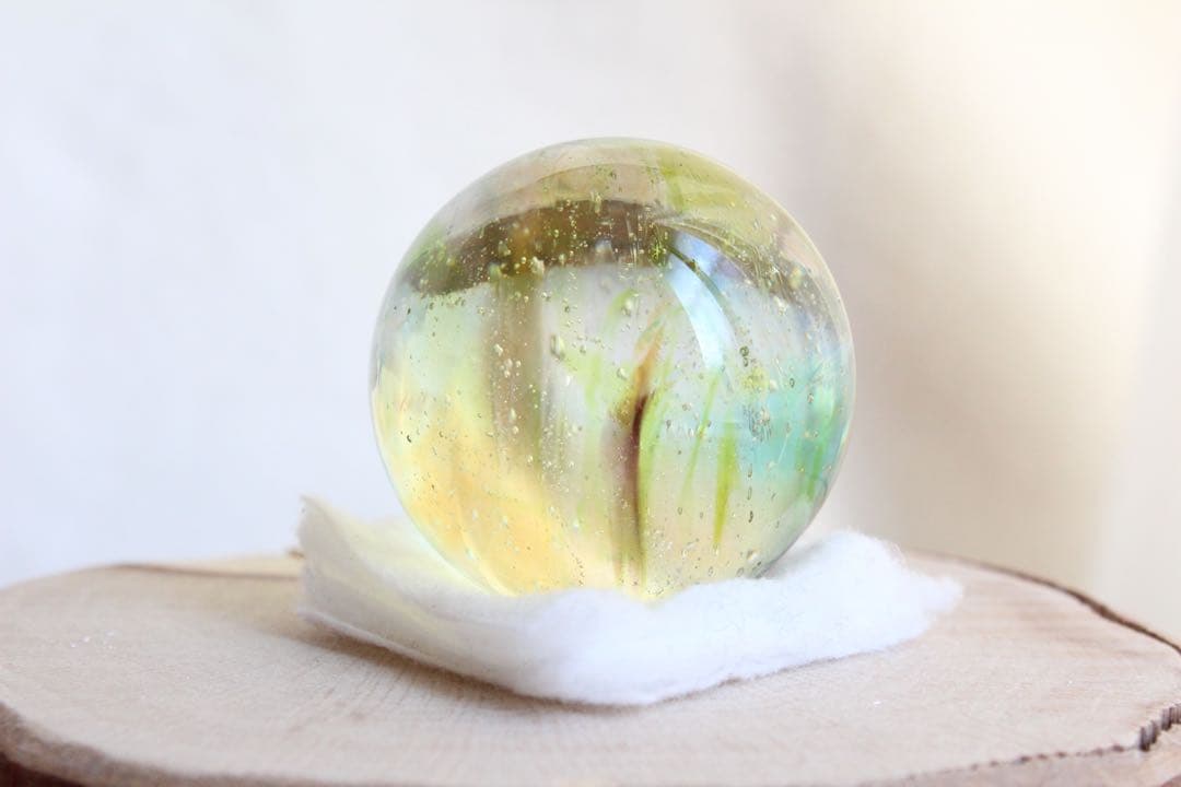 シエラネバダ産アンダラクリスタル　スフィア　マルチカラー　グリーン系