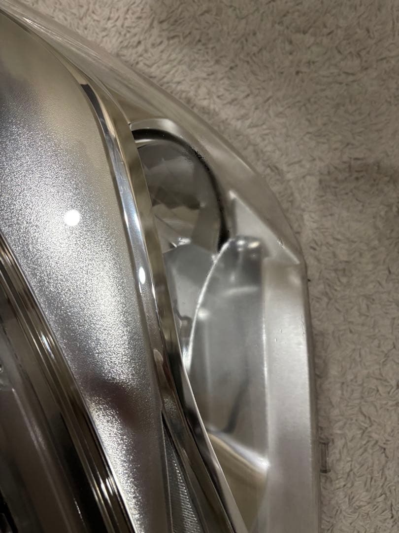 130系 後期 ヴィッツ 純正ヘッドライト 左