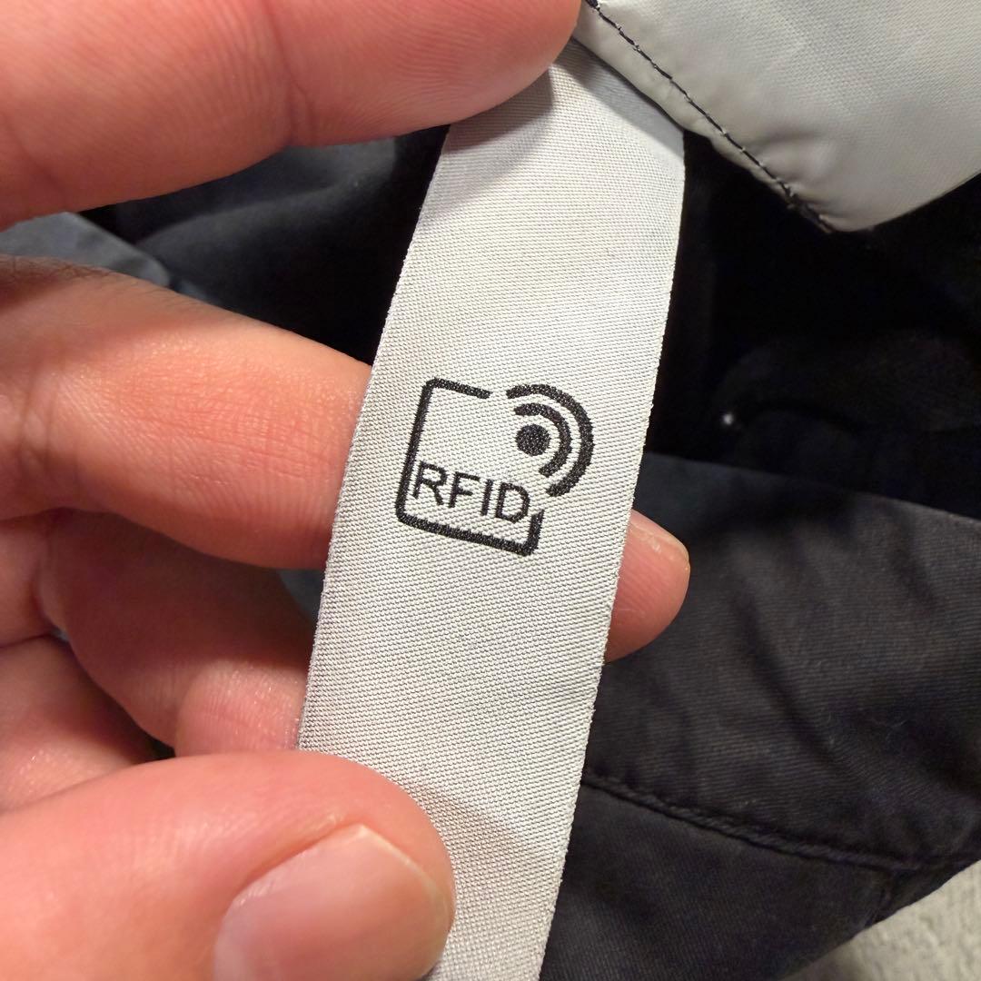 ストーンアイランド　29サイズ　カーゴパンツ　ブラック 761530419