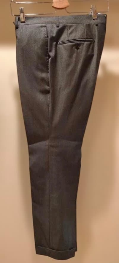 ユニバーサルランゲージ　伊CERRUTI生地 スーツ ハンドメイド仕様　グレー