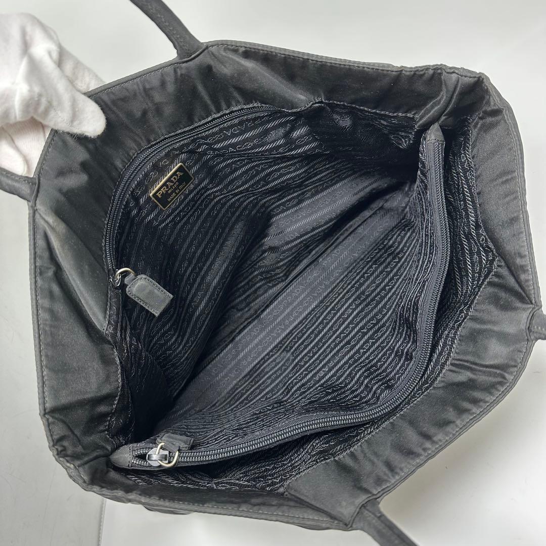 PRADA ビジネスバッグ 黒 大きめ　A4可　N2-8.5