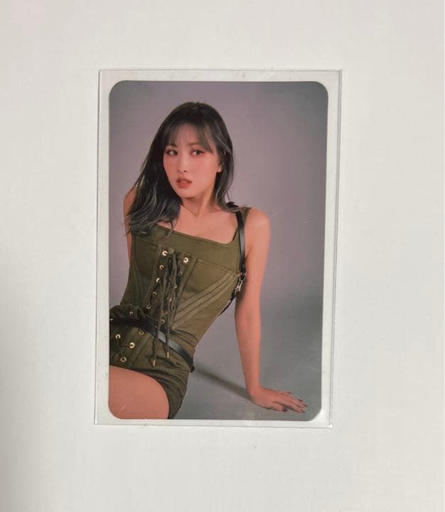 TWICE モモ　トレカ　アメリカ　ターゲット特典　target