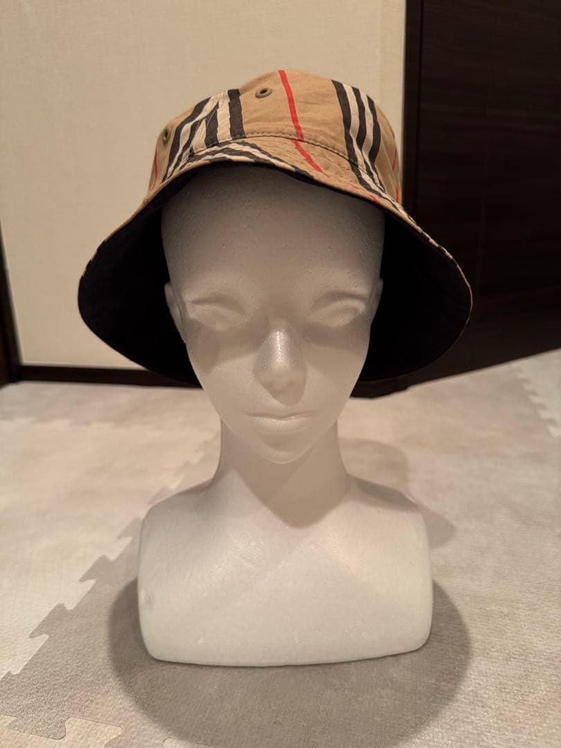 訳ありBURBERRYリバーシブルバケットハット