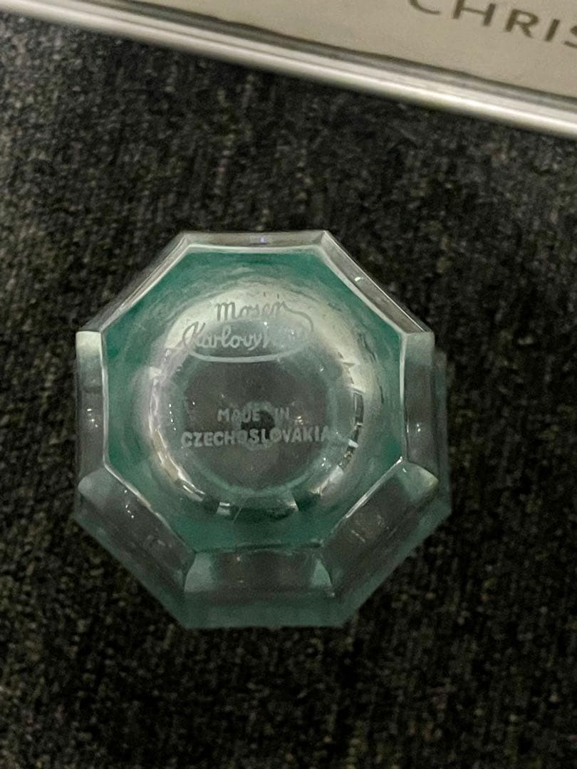 モーゼル アールデコ 八角形ベース アレキサンドライト 希少 チェコ製