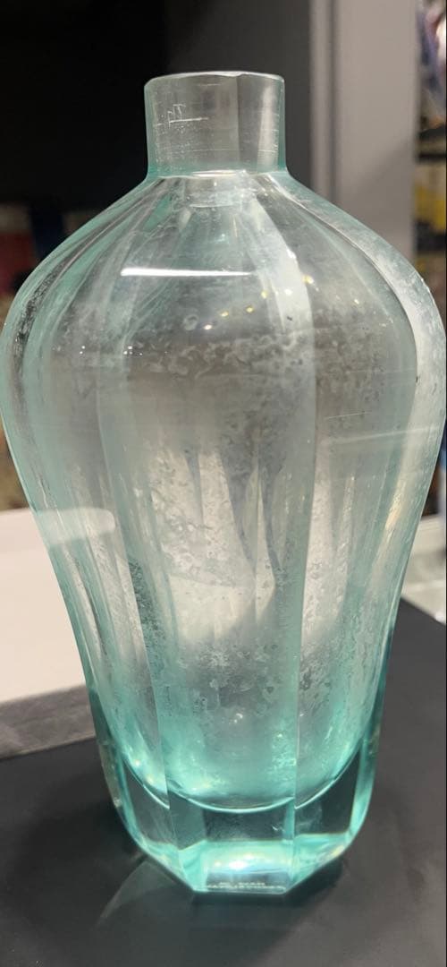 モーゼル アールデコ 八角形ベース アレキサンドライト 希少 チェコ製