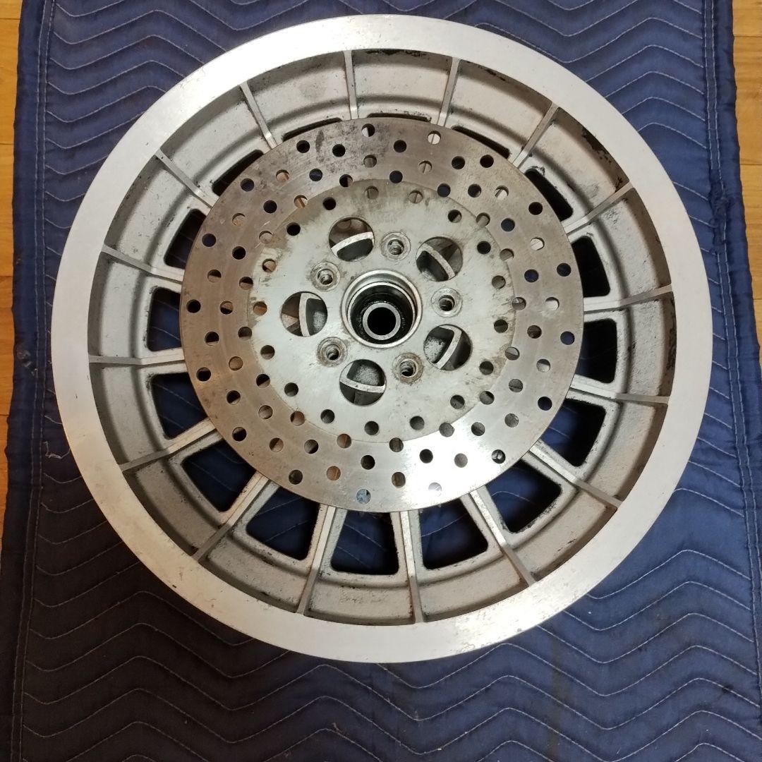 ハーレー　純正　16本キャスト　ショベルヘッド　ホイール　チューブレス　希少