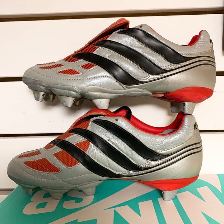 完品　箱、新品タグ付　プレデタープレシジョン　25.5