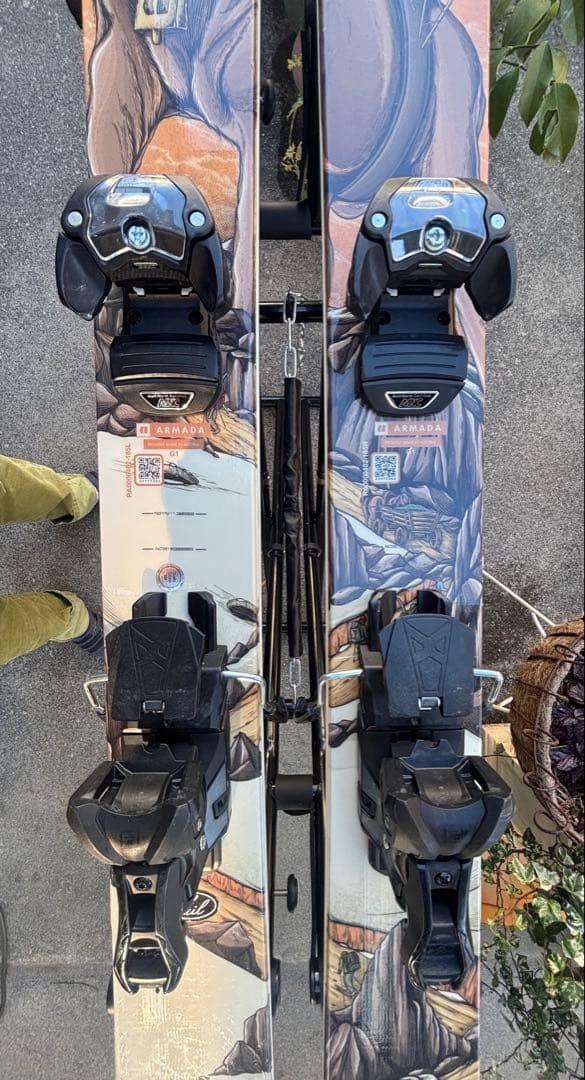 ARMADA アルマダ ARV 116 JJ 185cm 22-23モデル