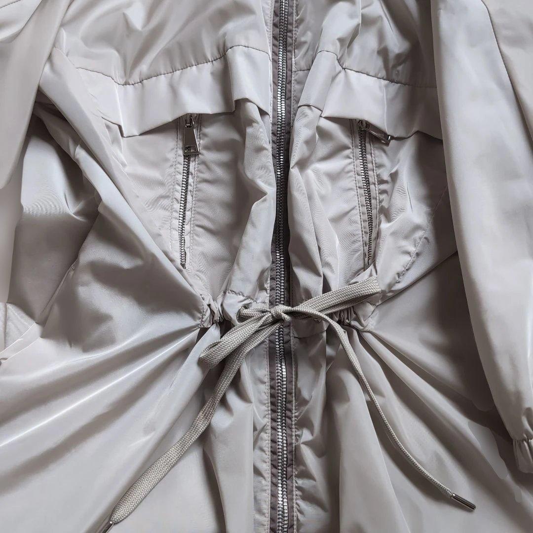 Moncler フード付きグレージャケット