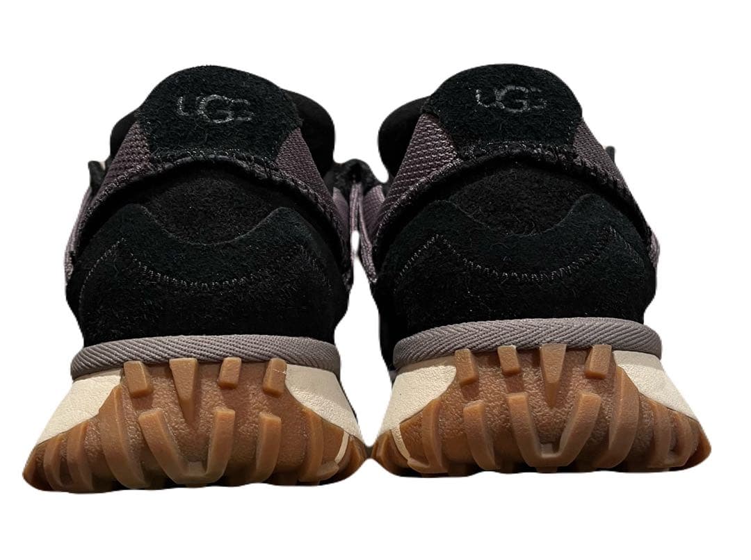 UGG ブラック スニーカー　RETROFI LOW