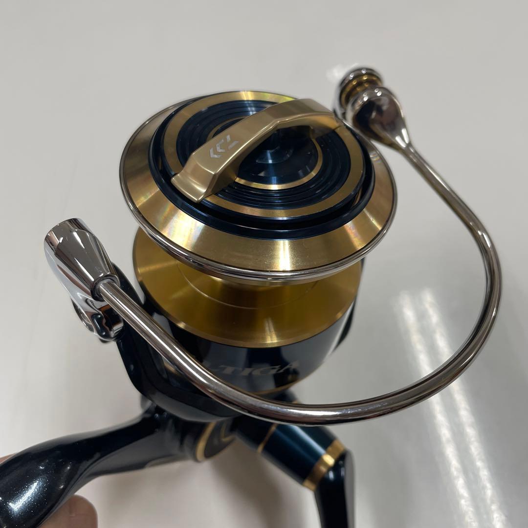 リブレ&20 SALTIGA 10000-H 14000スプール装着品ソルティガ