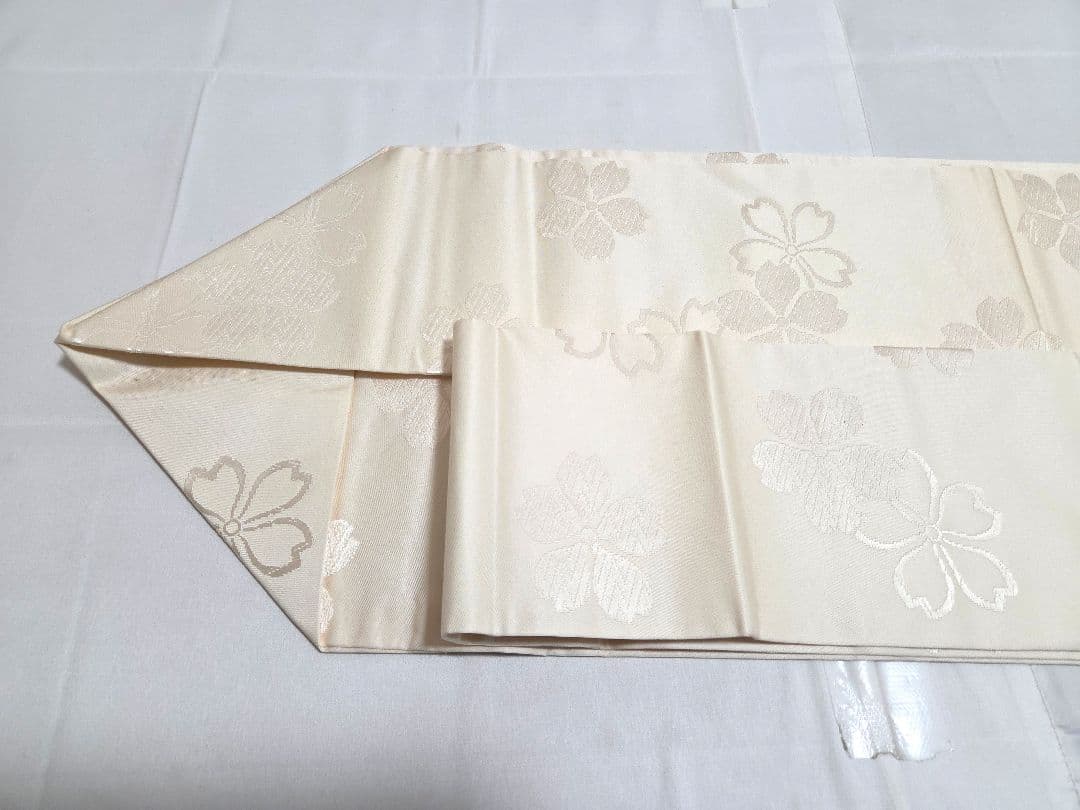 D 桜の花模様 白色 ワントーン 全通 正絹 カジュアルな名古屋帯