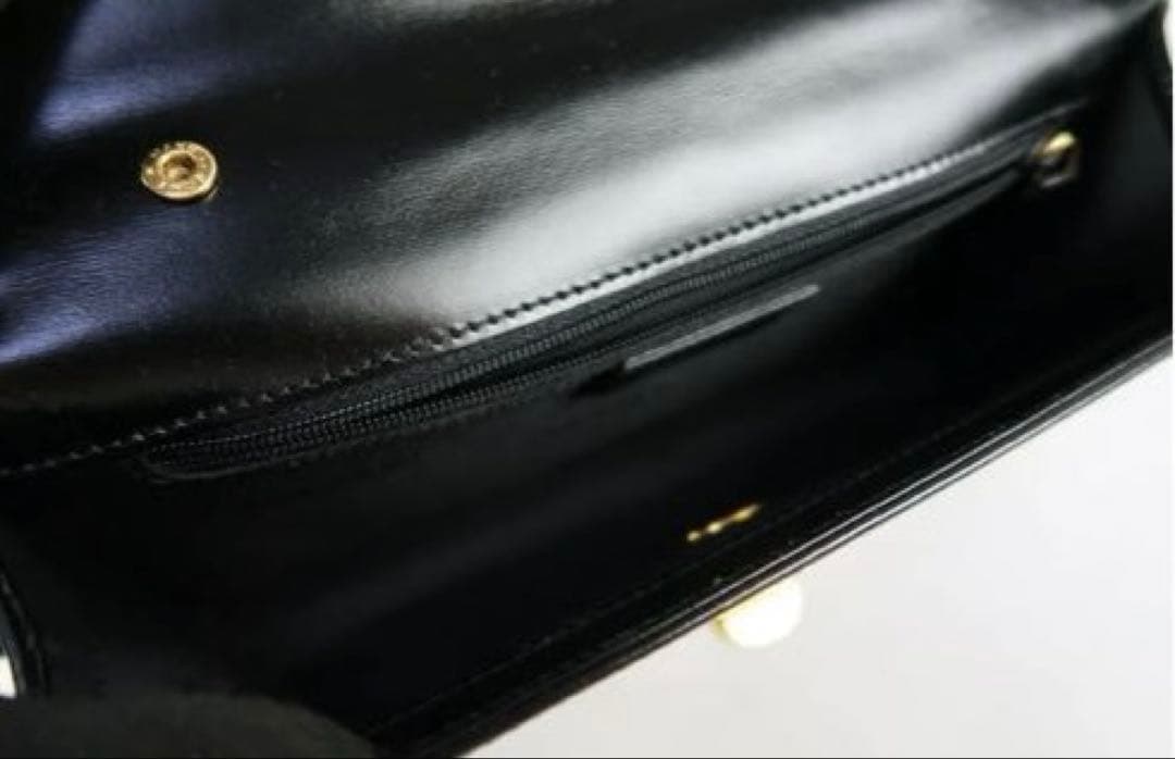 d*3様 【超美品】ブルガリ カーフレザー クラッチ ショルダーバッグ ブラック