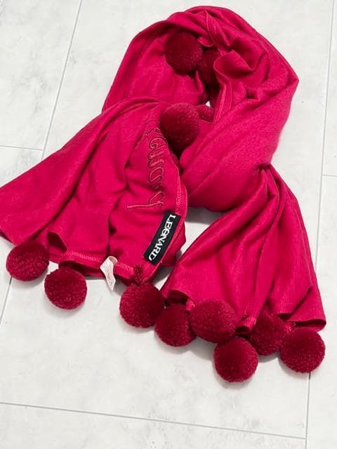 新品未使用★レオナール ウール＆シルク 大判スクエアストール 赤紫 ボンボン付