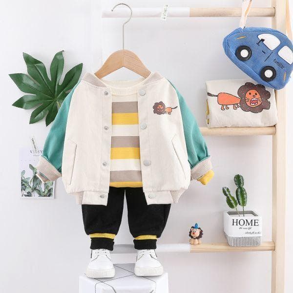 上下3点セットのカジュアルウェア