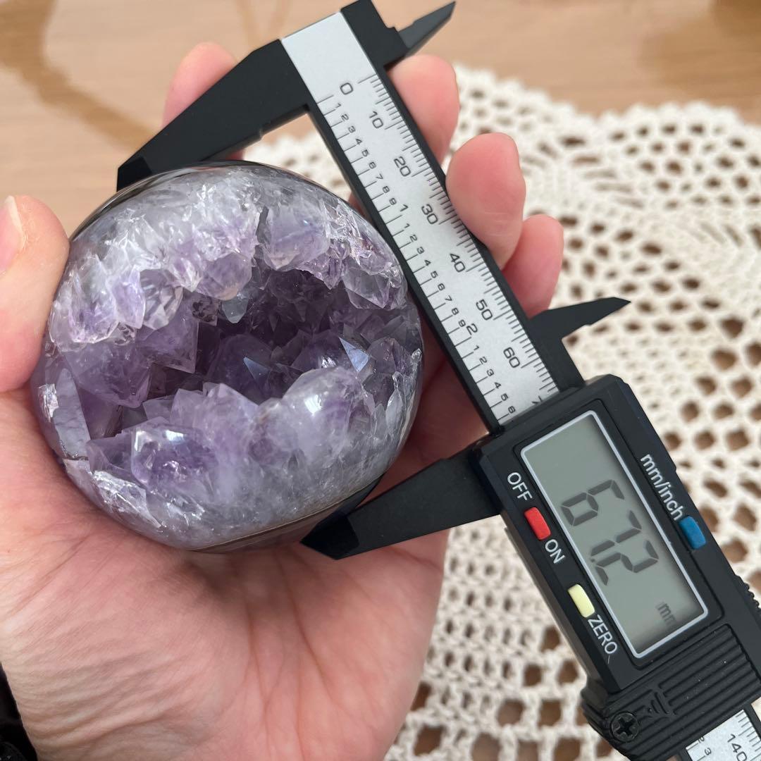 【天然石】レア★瑪瑙 メノウ アメジスト共生 笑口　龍穴　スフィア　丸玉