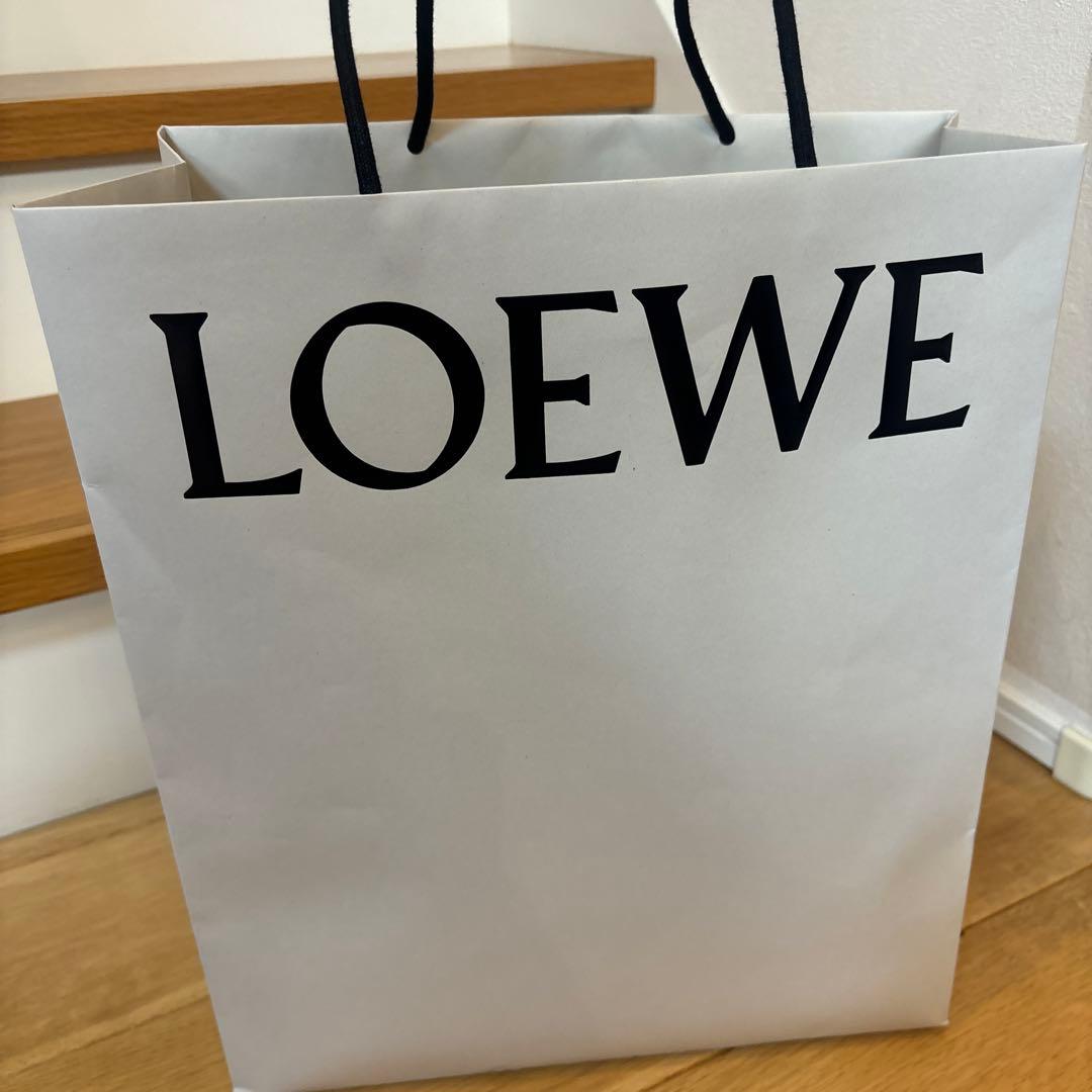 未使用　ロエベ　ネイビー帽子